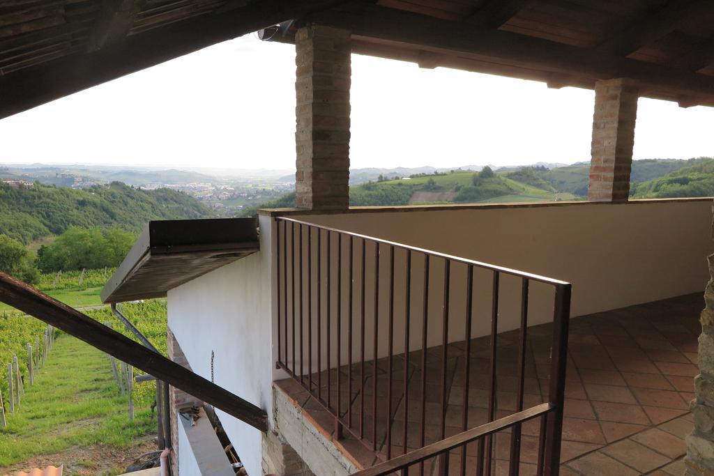 Agriturismo Rupestr Canelli Cameră foto